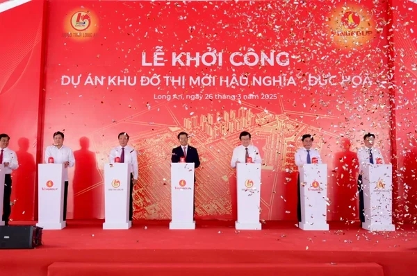 Long An khởi công dự án đô thị 40.000 dân do Vingroup đầu tư trên hành lang vành đai 4 TP.HCM